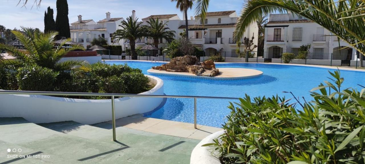Zahara De Los Atunes Buitenkant foto